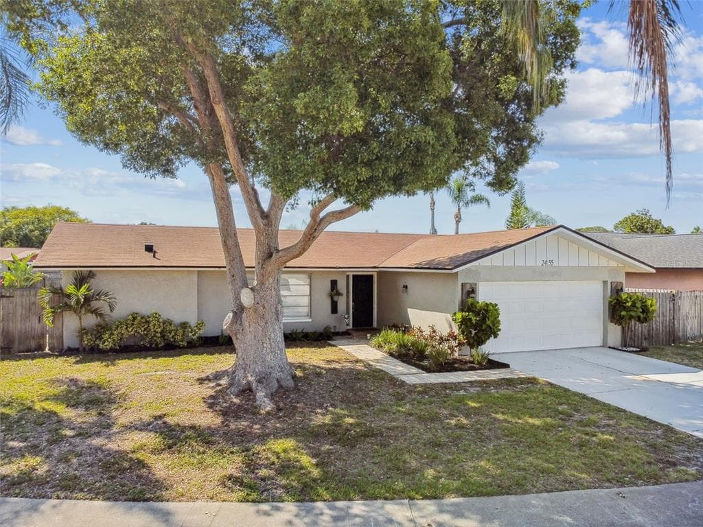 2455 TIMBERCREST CIRCLE W CLEARWATER, FL 33763