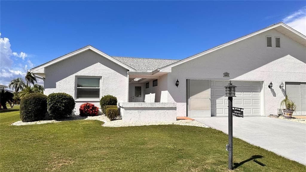 1621 FAXTON DRIVE SUN CITY CENTER, FL 33573