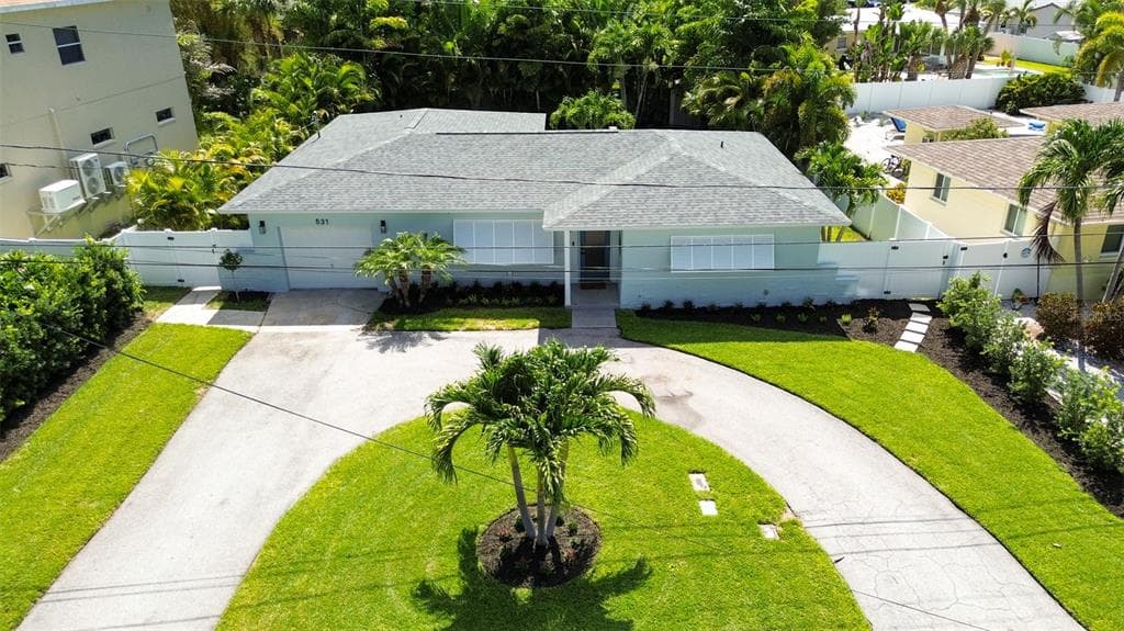 531 39TH AVENUE ST PETE BEACH, FL 33706