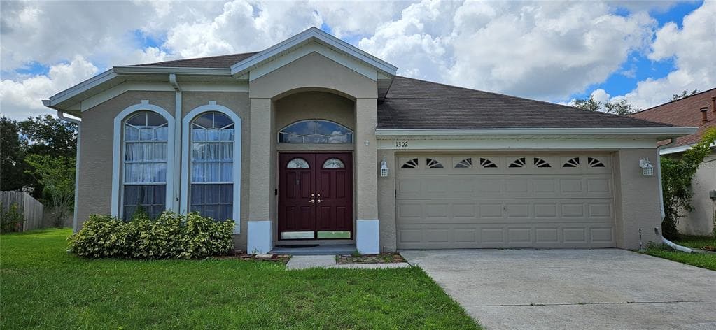 1302 VINETREE DRIVE