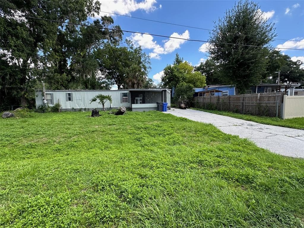 852 LOUISE STREET BRANDON, FL 33511