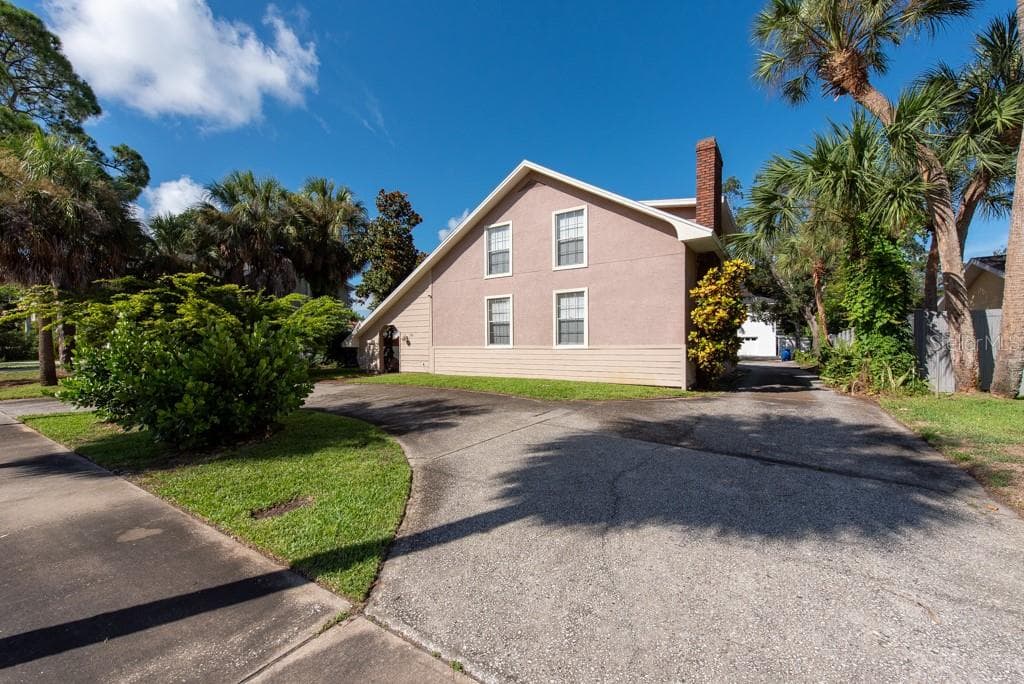 310 PARK STREET N ST PETERSBURG, FL 33710