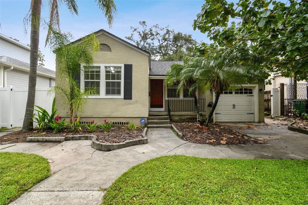 323 W SOUTH AVENUE TAMPA, FL 33603