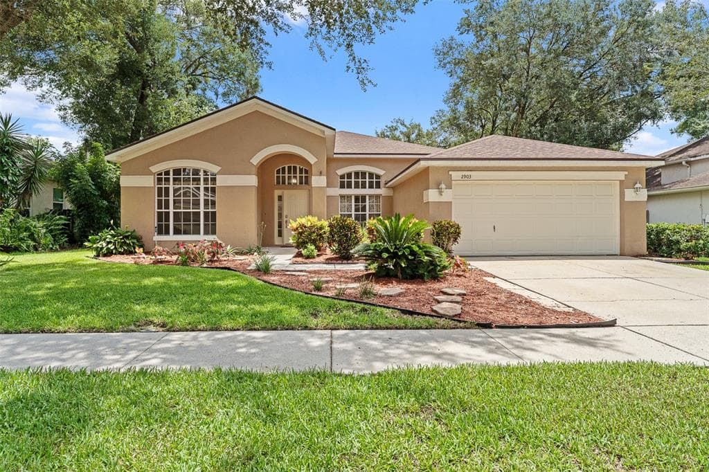 2903 RED COAT CIRCLE BRANDON, FL 33511