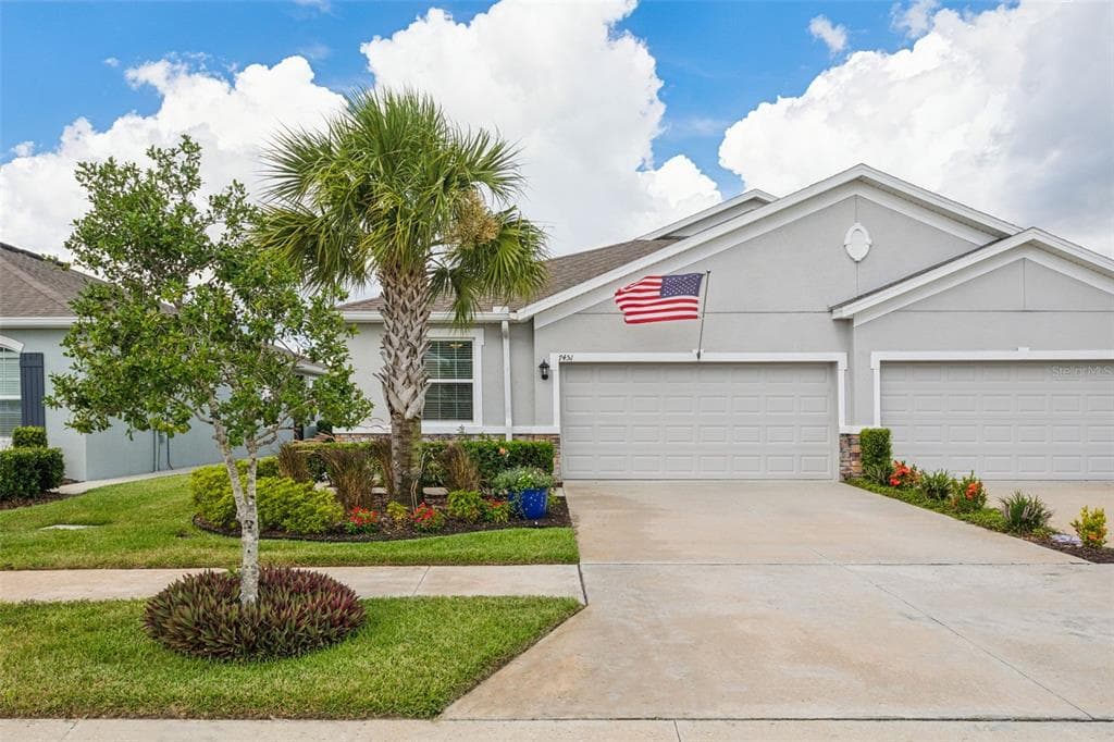 7451 STONEBROOK CIRCLE WESLEY CHAPEL, FL 33545
