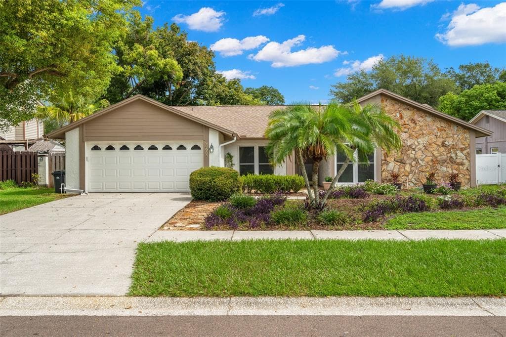 4032 PADDLEWHEEL DRIVE BRANDON, FL 33511