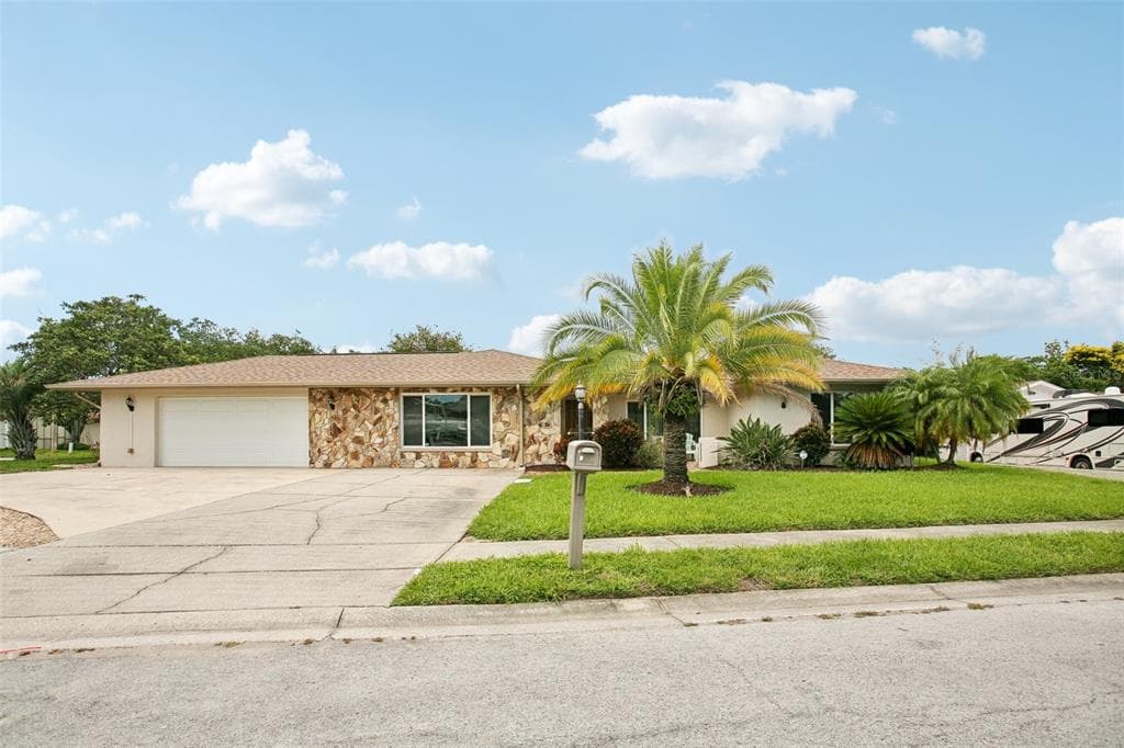 7119 BEACHDALE COURT PORT RICHEY, FL 34668