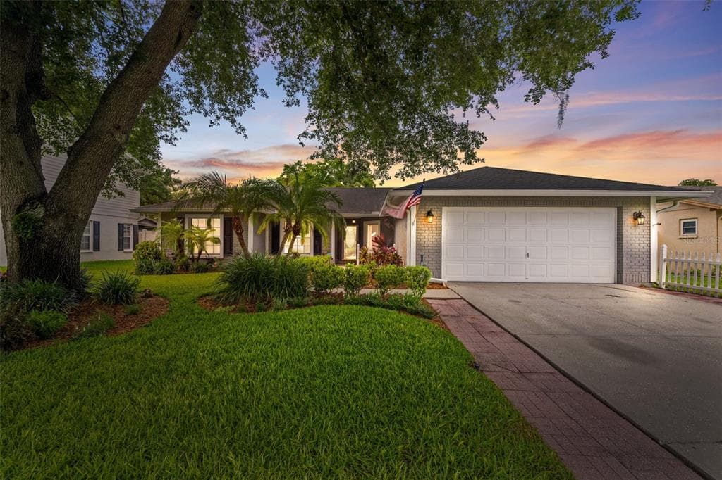17519 SHADYSIDE CIRCLE LUTZ, FL 33549
