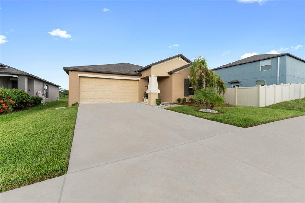 10005 CARAWAY SPICE AVE RIVERVIEW, FL 33578