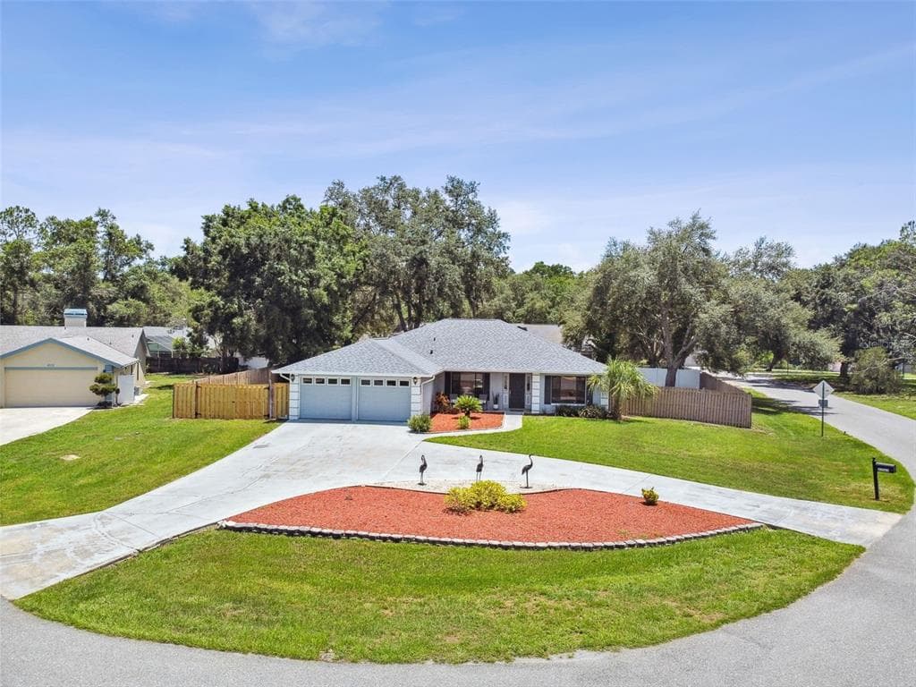 23563 BELLAIRE LOOP