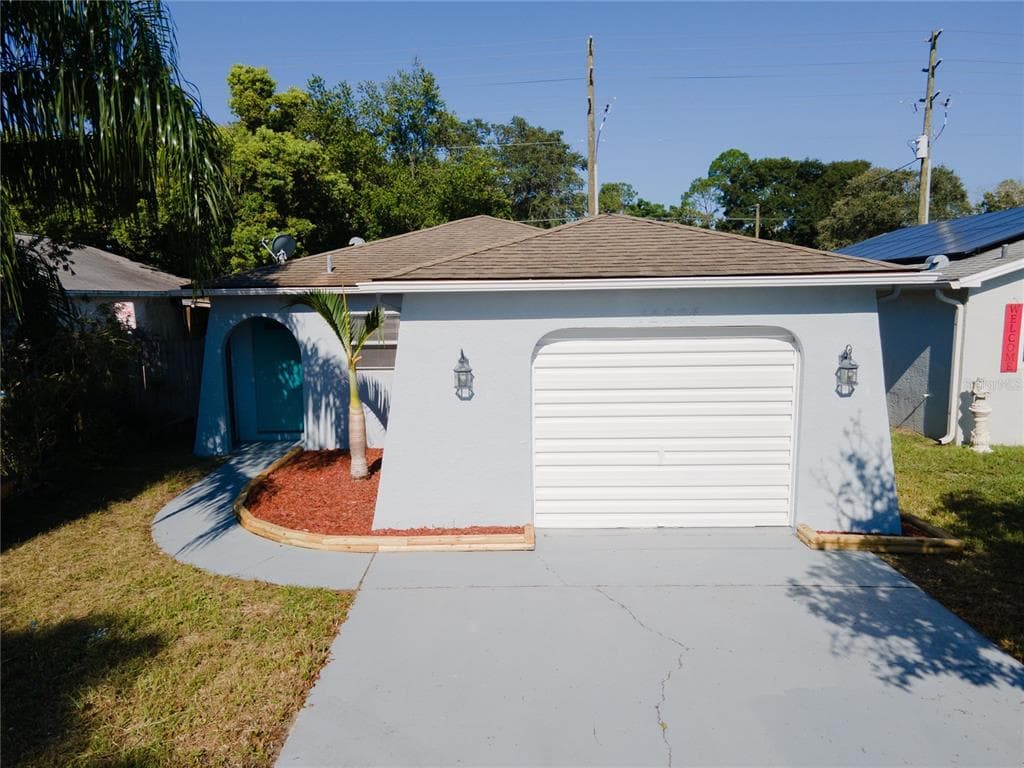 12906 KELLYWOOD CIRCLE HUDSON, FL 34669