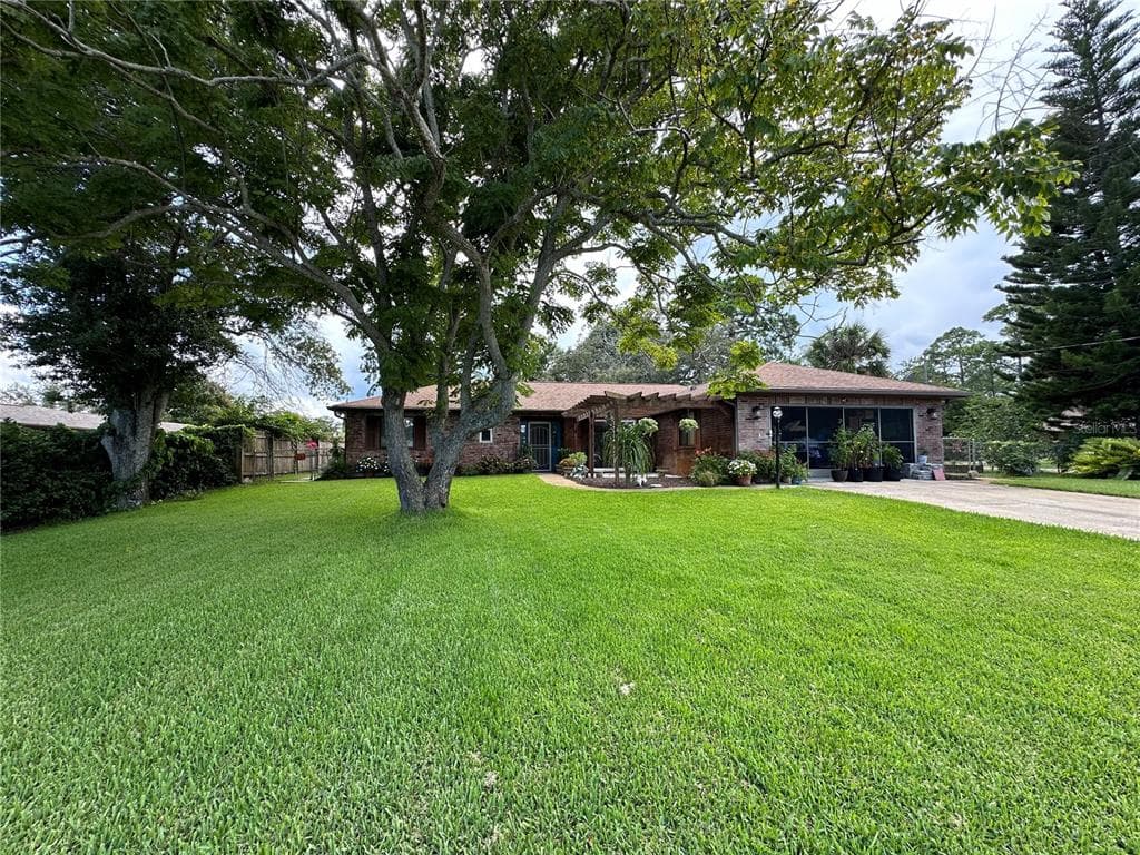 2650 GLENWOOD AVENUE NEW SMYRNA BEACH, FL 32168