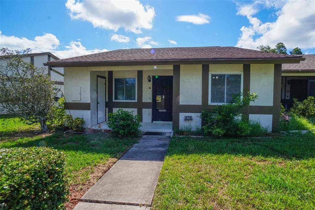 2880 GROVEWOOD BOULEVARD UNIT A PALM HARBOR, FL 34683