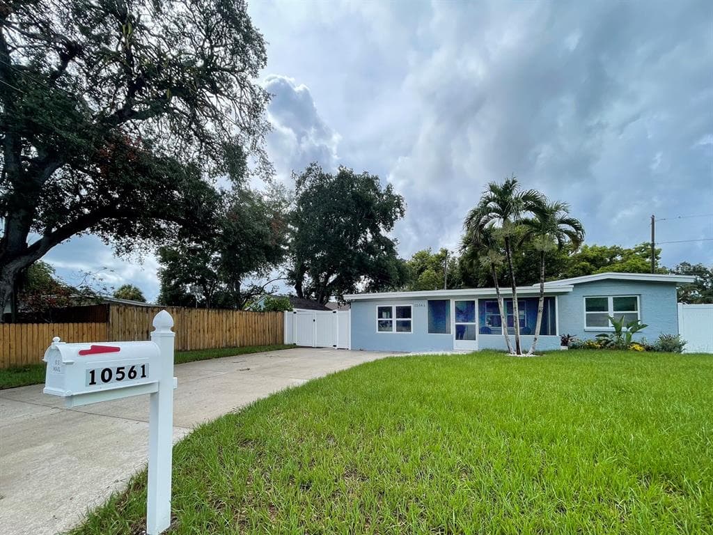 10561 53RD AVENUE N ST PETERSBURG, FL 33708