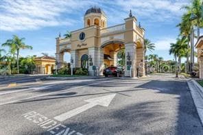 2733 VIA CIPRIANI UNIT 821A CLEARWATER, FL 33764