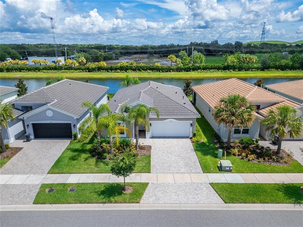 15449 SANTA POLA DRIVE WIMAUMA, FL 33598