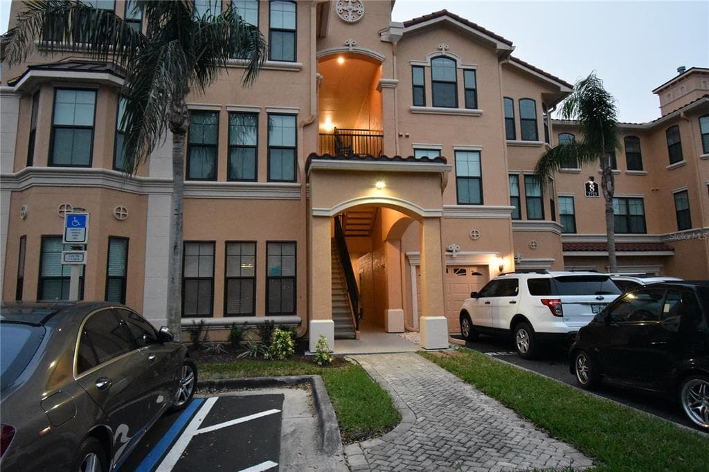 2723 VIA CAPRI UNIT 816 CLEARWATER, FL 33764