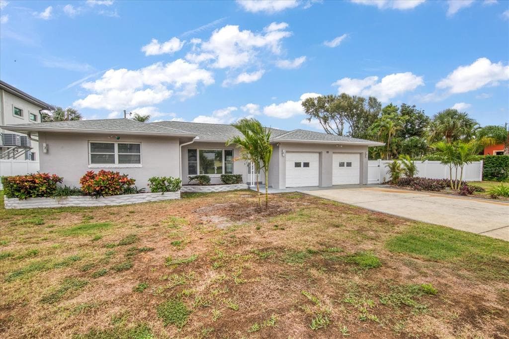 106 15TH STREET BELLEAIR BEACH, FL 33786