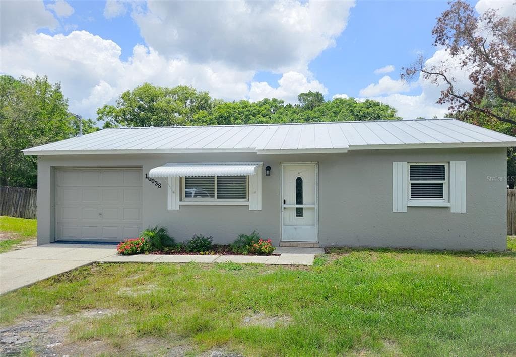 10038 MAY DRIVE HUDSON, FL 34669