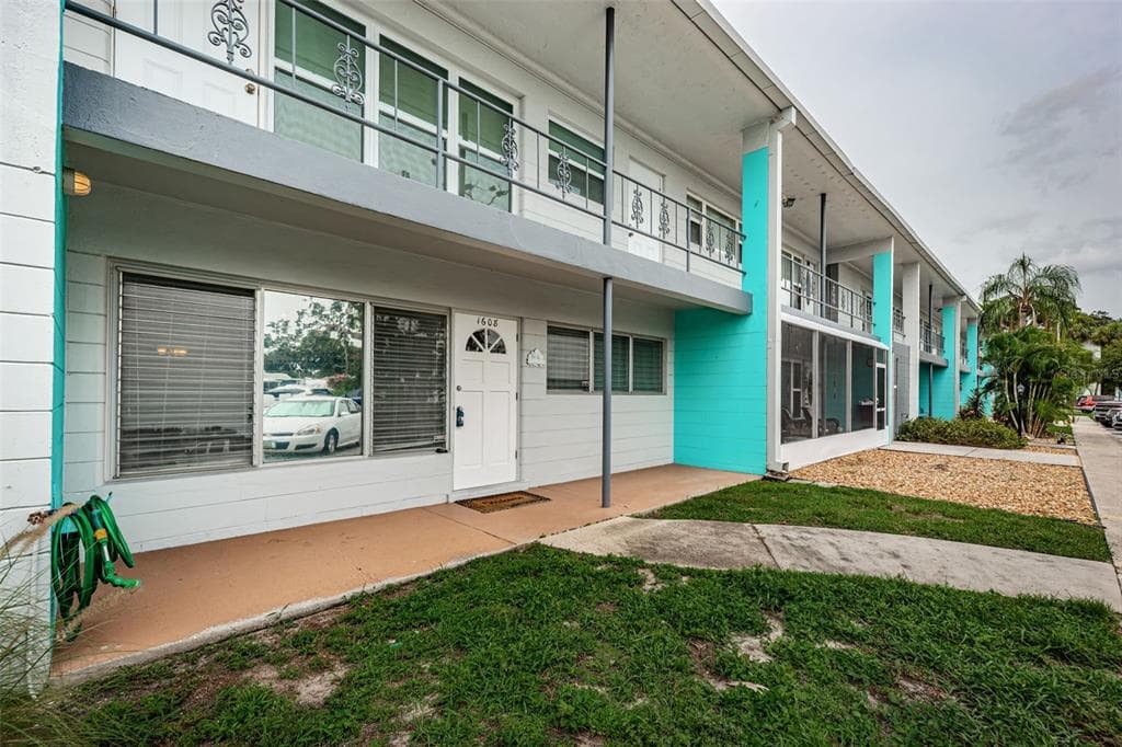 5861 42ND TERRACE N UNIT 1608 KENNETH CITY, FL 33709