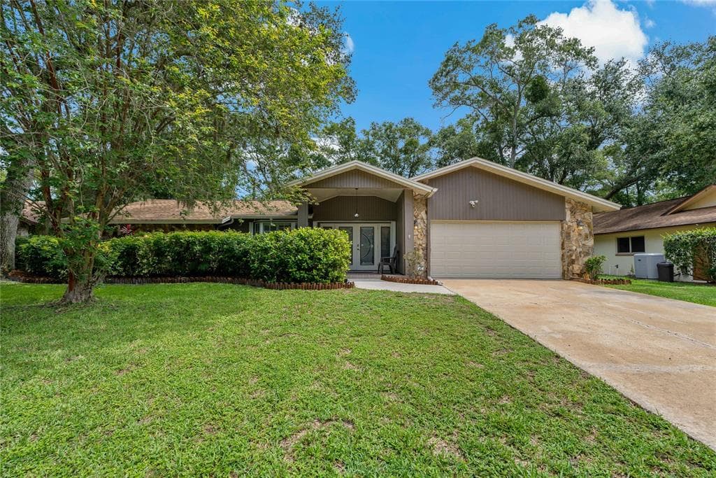 7 FERNERY LANE SAFETY HARBOR, FL 34695