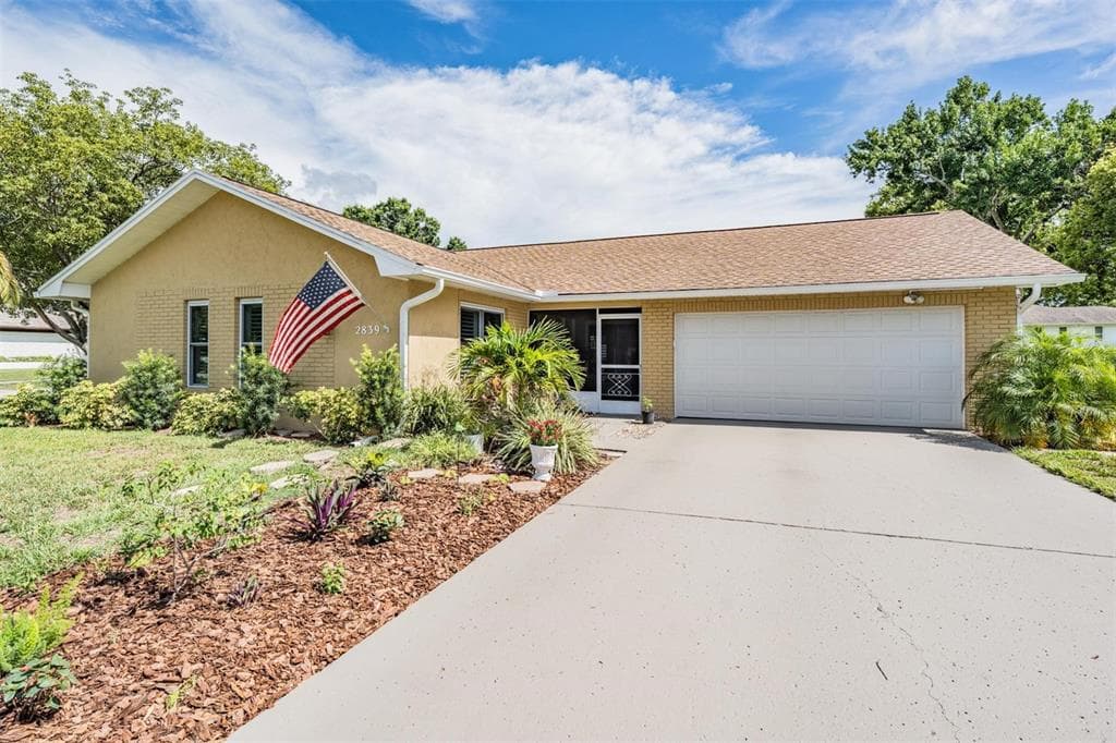 2839 THISTLE COURT N PALM HARBOR, FL 34684