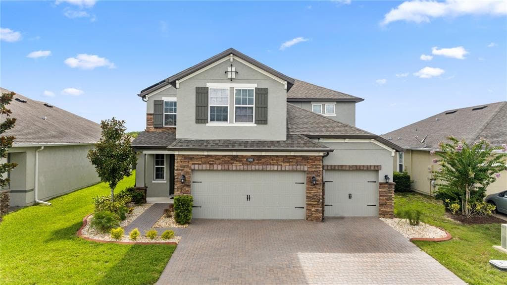 19241 LONG LAKE RANCH BOULEVARD LUTZ, FL 33558