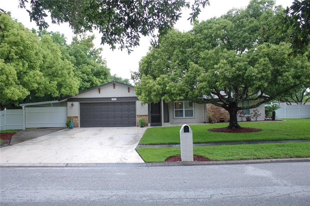 1101 THORNWOOD DRIVE OLDSMAR, FL 34677