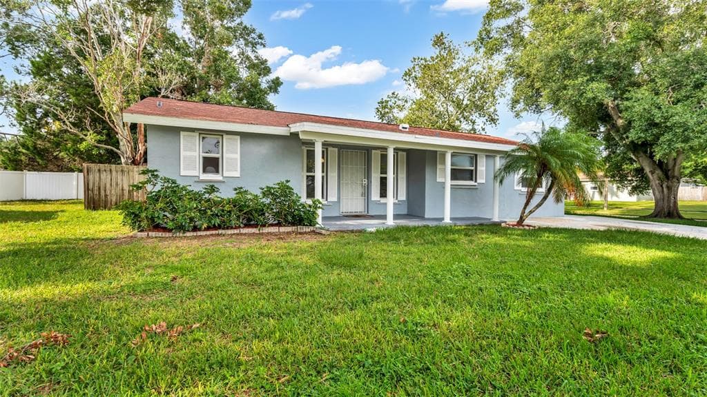 11273 FREEDOM COURT SEMINOLE, FL 33772