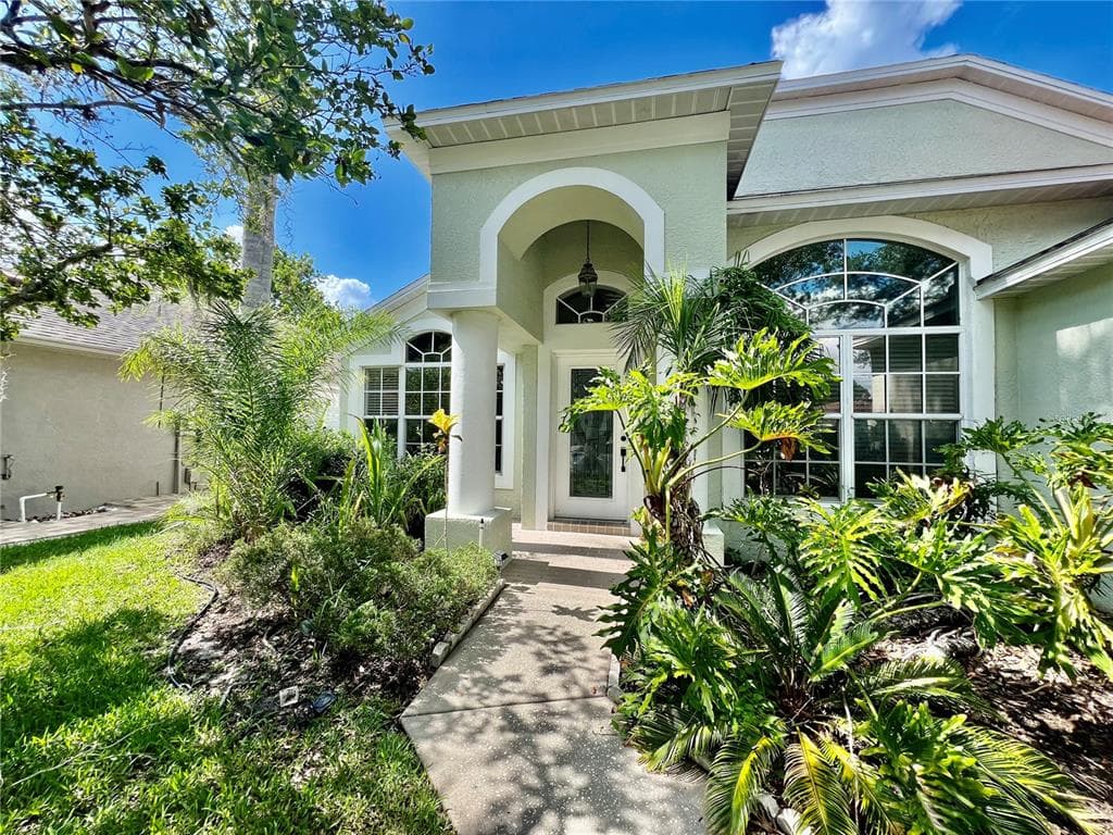 19021 WEATHERSTONE DRIVE TAMPA, FL 33647