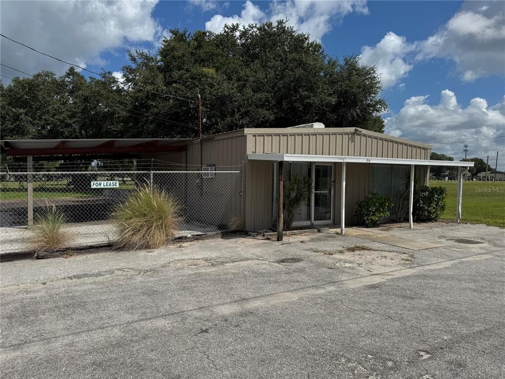 314 W BALL STREET PLANT CITY, FL 33563