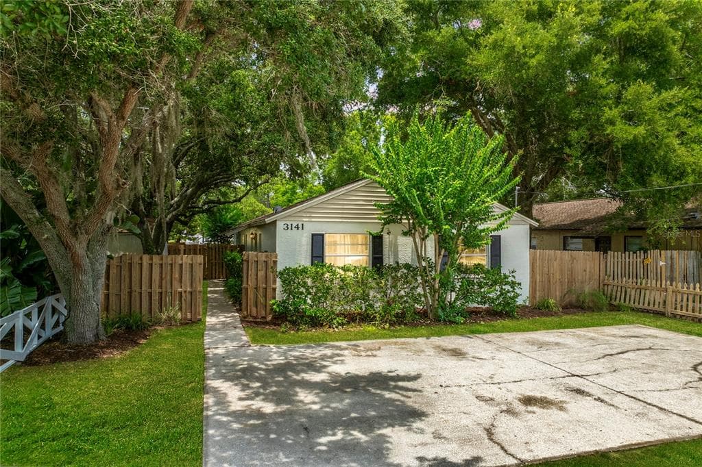 3141 HURON AVENUE OLDSMAR, FL 34677