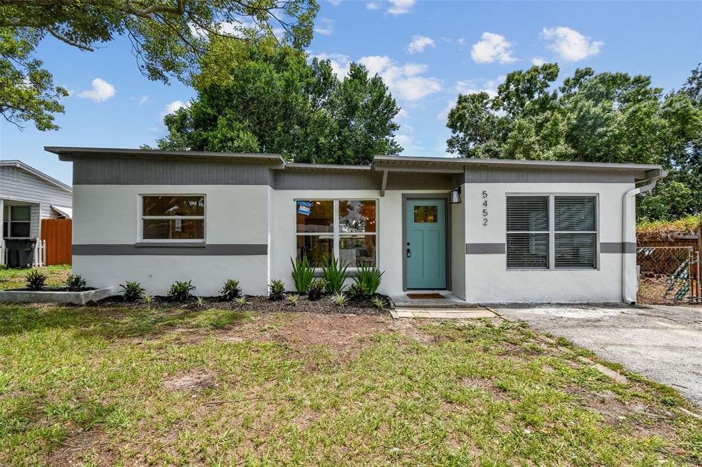 5452 48TH AVENUE N ST PETERSBURG, FL 33709
