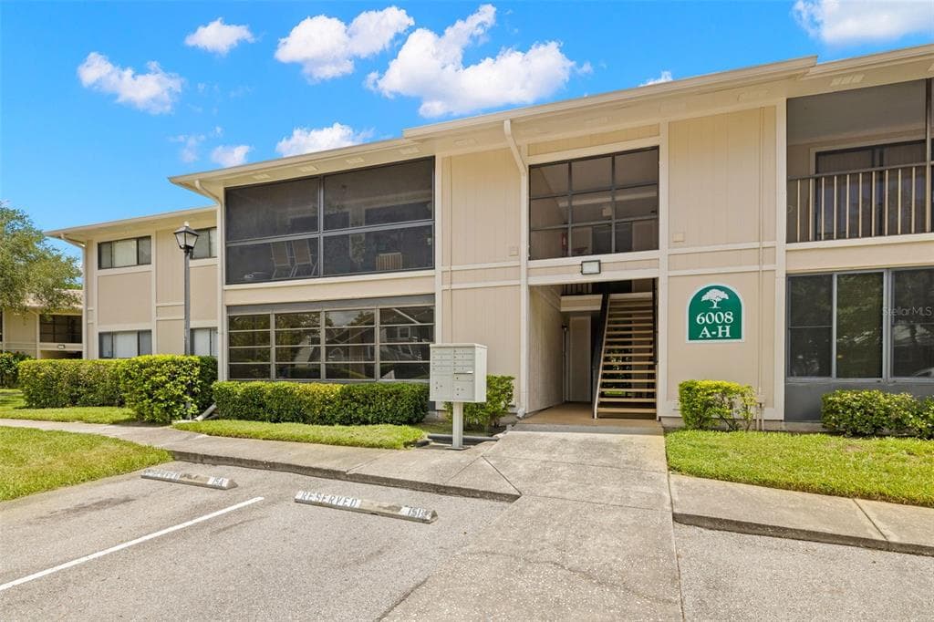 6008 LAKETREE LANE UNIT C TEMPLE TERRACE, FL 33617
