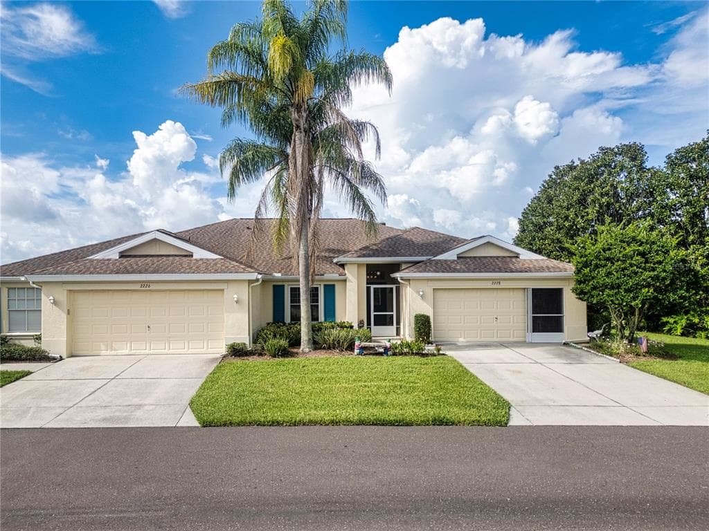 2228 BROOKFIELD GREENS CIRCLE UNIT 77 SUN CITY CENTER, FL 33573