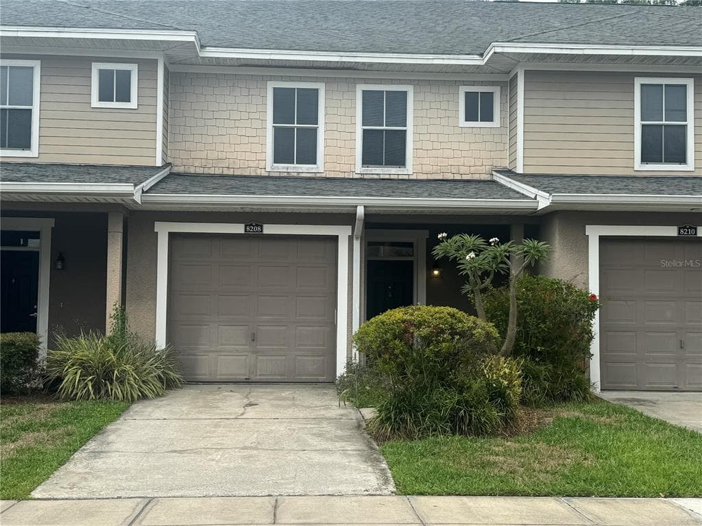 8208 DOWNPATRICK COURT TAMPA, FL 33610
