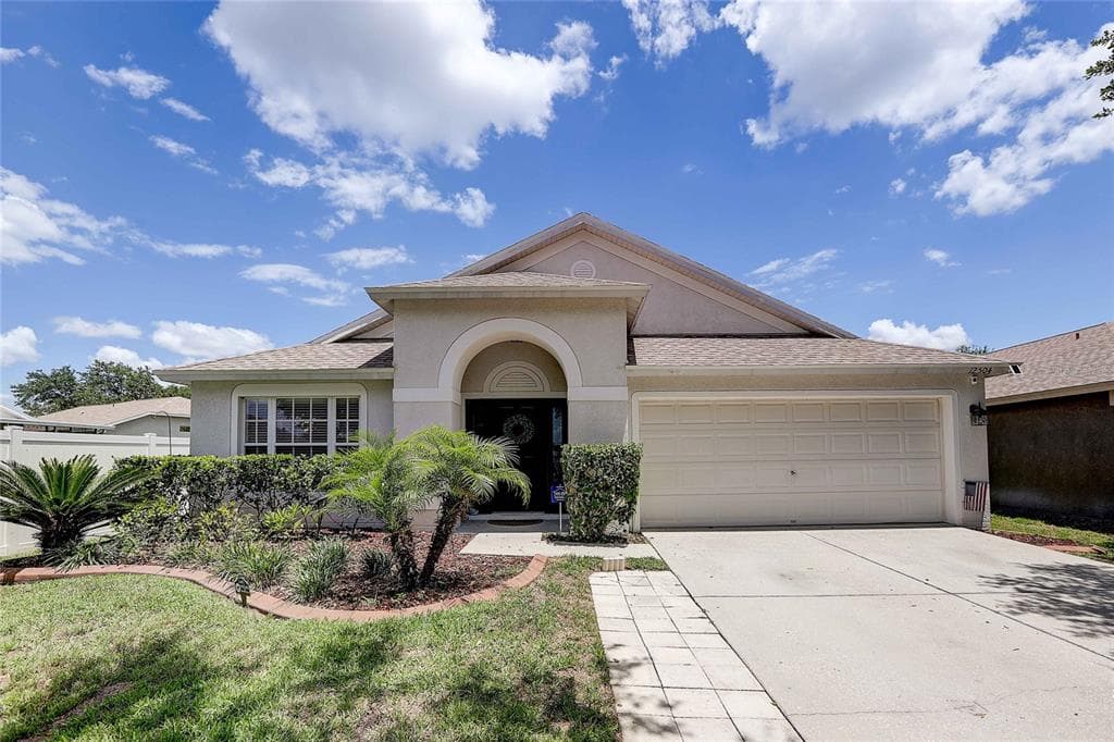 12504 HERONS PATH PLACE RIVERVIEW, FL 33578
