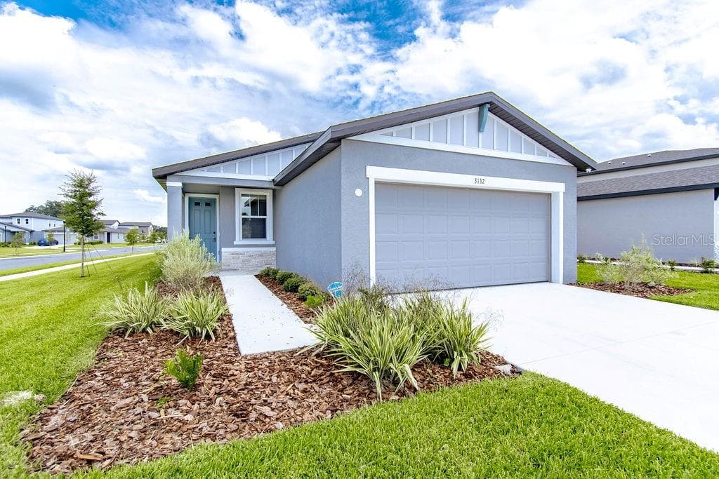 3132 SHELTER WAY ZEPHYRHILLS, FL 33541