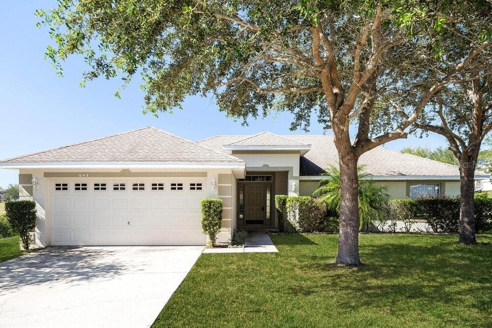 645 WINDING LAKE DRIVE CLERMONT, FL 34711