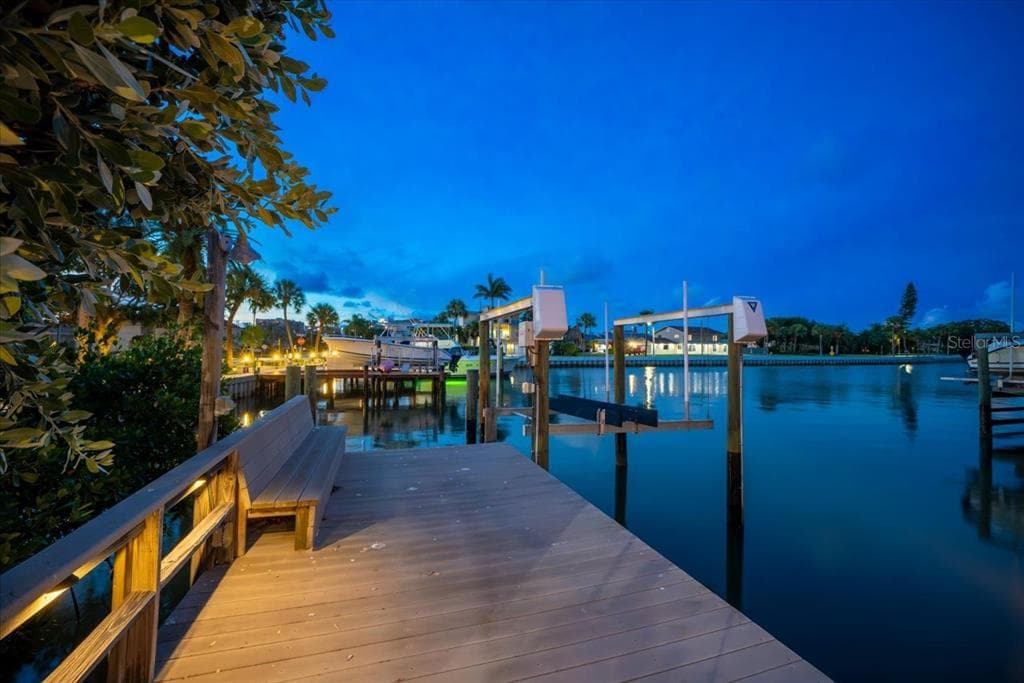 201 HOWARD DRIVE BELLEAIR BEACH, FL 33786