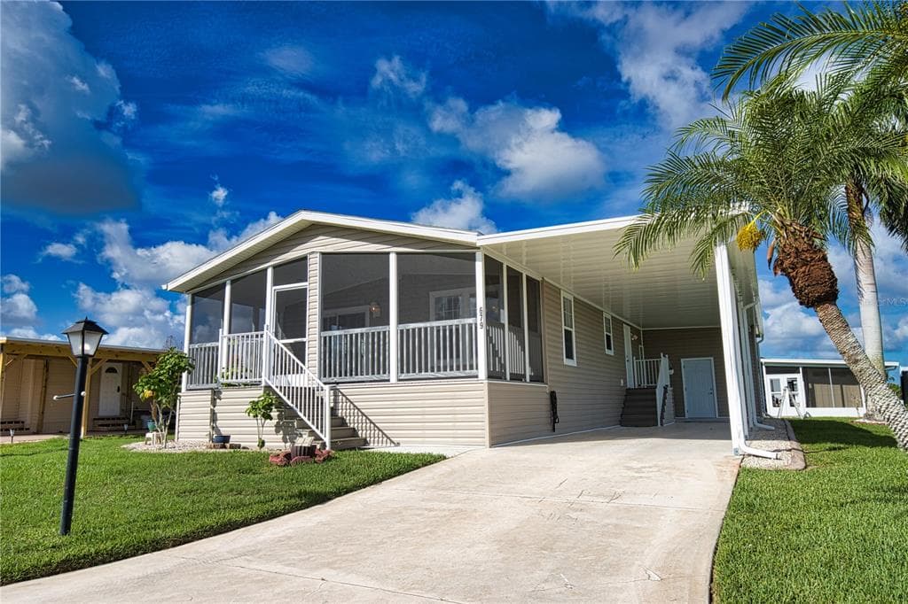679 ALVARADO NORTH PORT, FL 34287