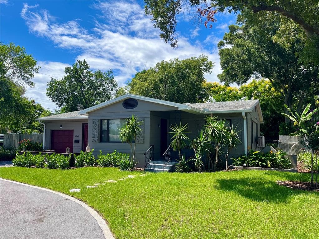 4567 28TH AVENUE N ST PETERSBURG, FL 33713