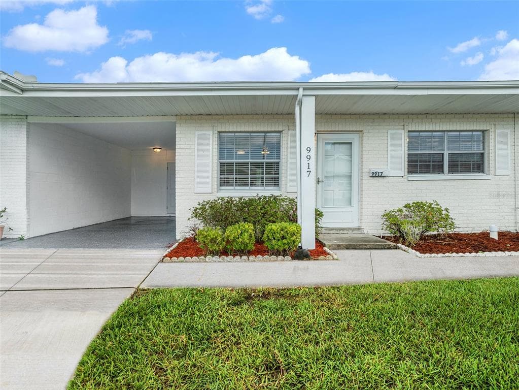 9917 DAFFODIL STREET N PINELLAS PARK, FL 33782