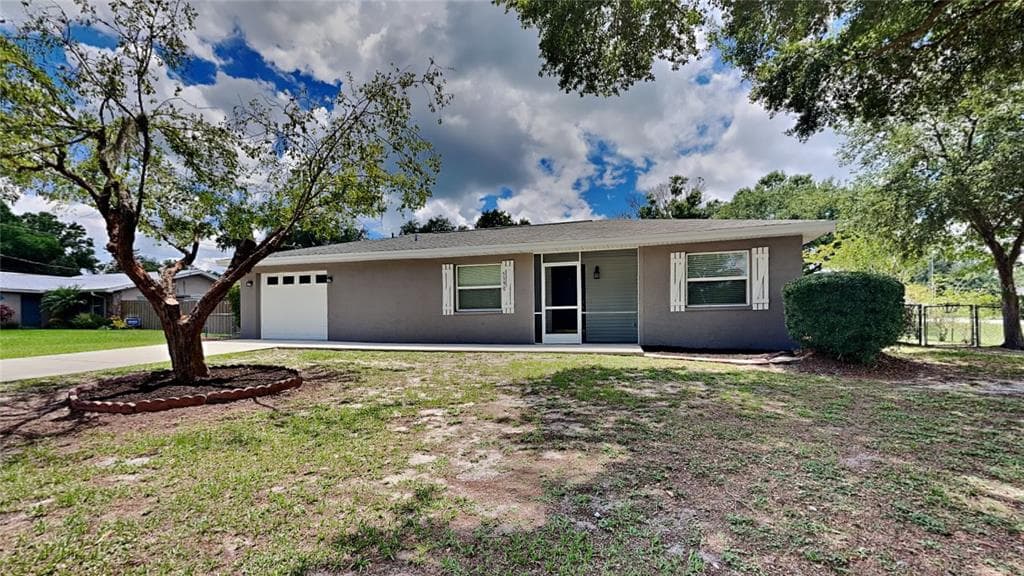 5190 OAKWOOD TRAIL MULBERRY, FL 33860