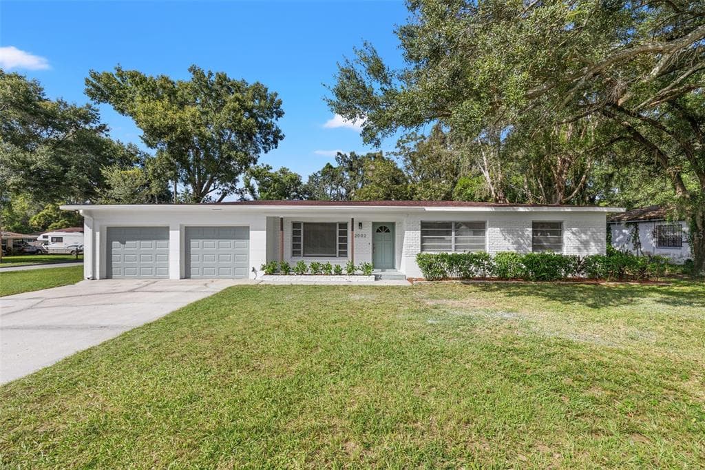 2002 E JEAN STREET TAMPA, FL 33610