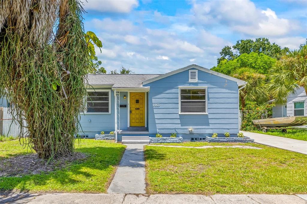 2353 GROVE STREET S ST PETERSBURG, FL 33705