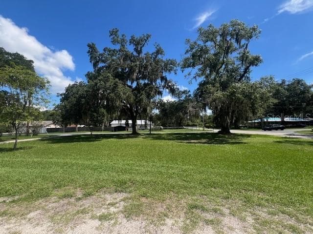 1603 N MARYLAND AVENUE PLANT CITY, FL 33563