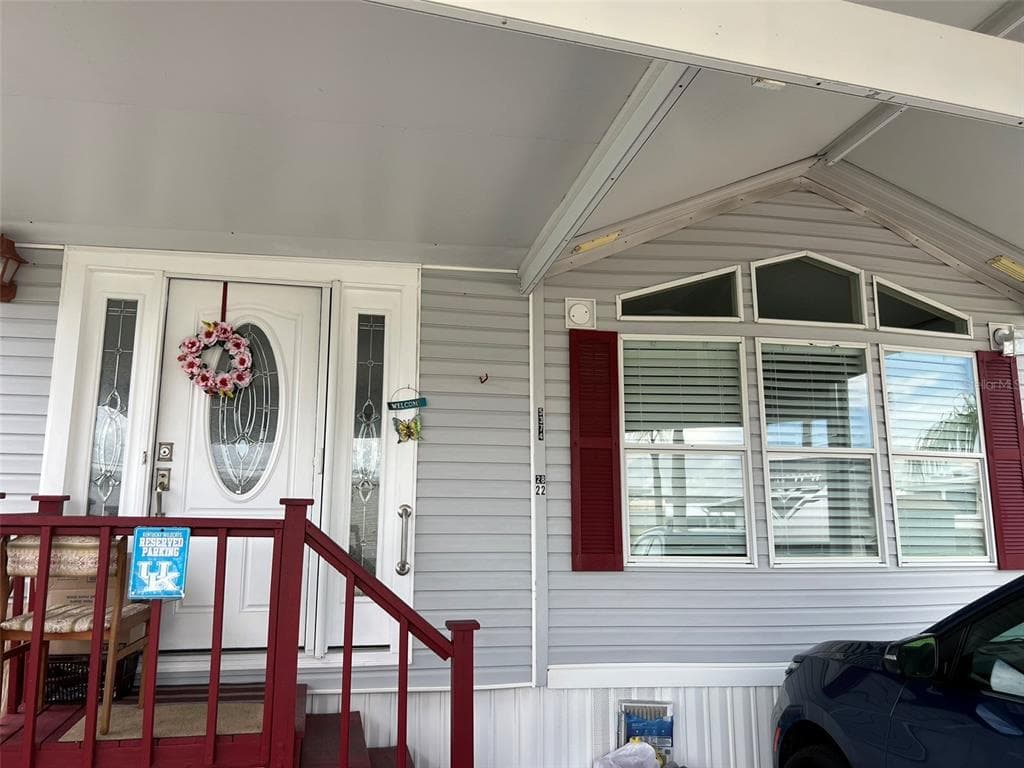 5374 SE 65TH AVENUE UNIT No IV OKEECHOBEE, FL 34974