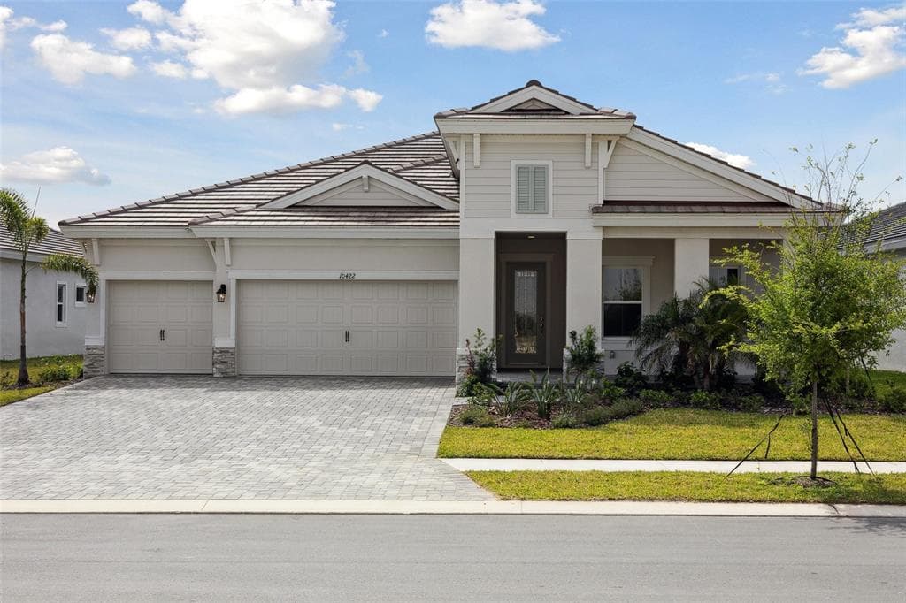 10422 LONGMEADOW AVENUE PARRISH, FL 34219
