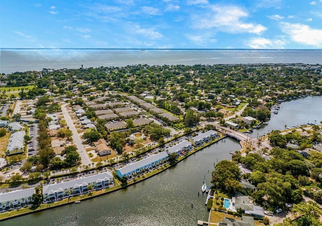 3873 POMPANO DRIVE SE UNIT B (Furnished) ST PETERSBURG, FL 33705